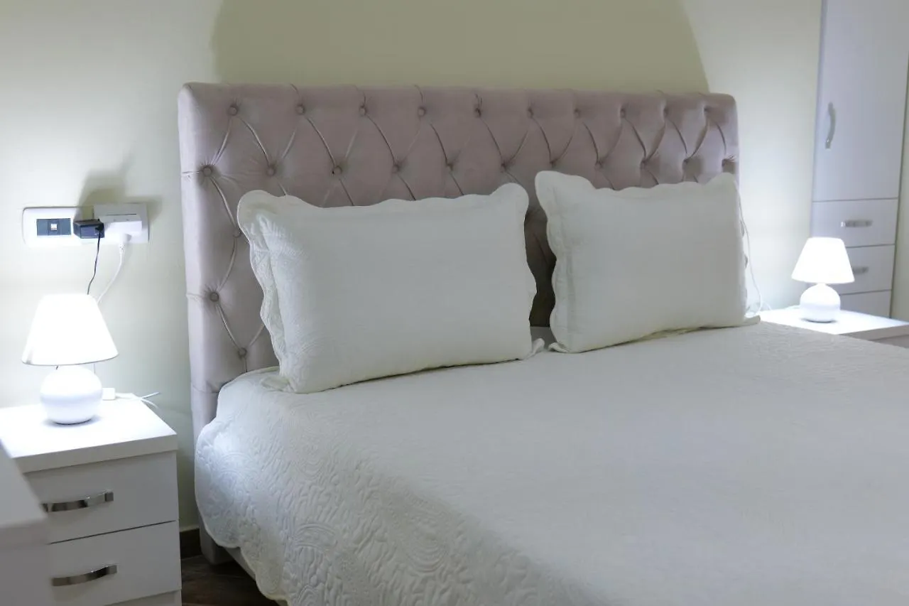 Kosta Apartments Sarande